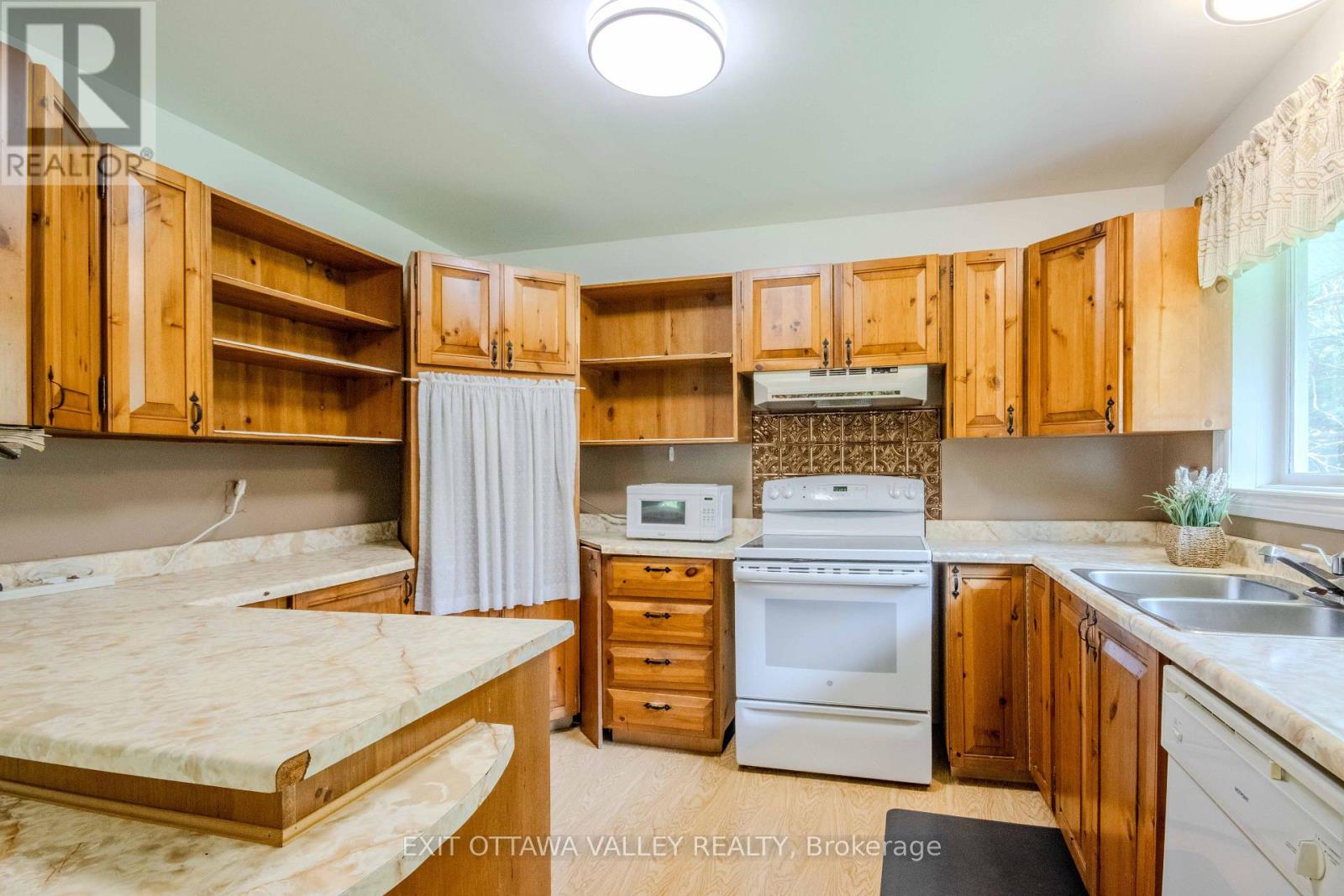 323 Burnt Bridge Road, Brudenell, Ontario  K0J 2E0 - Photo 7 - X13600894