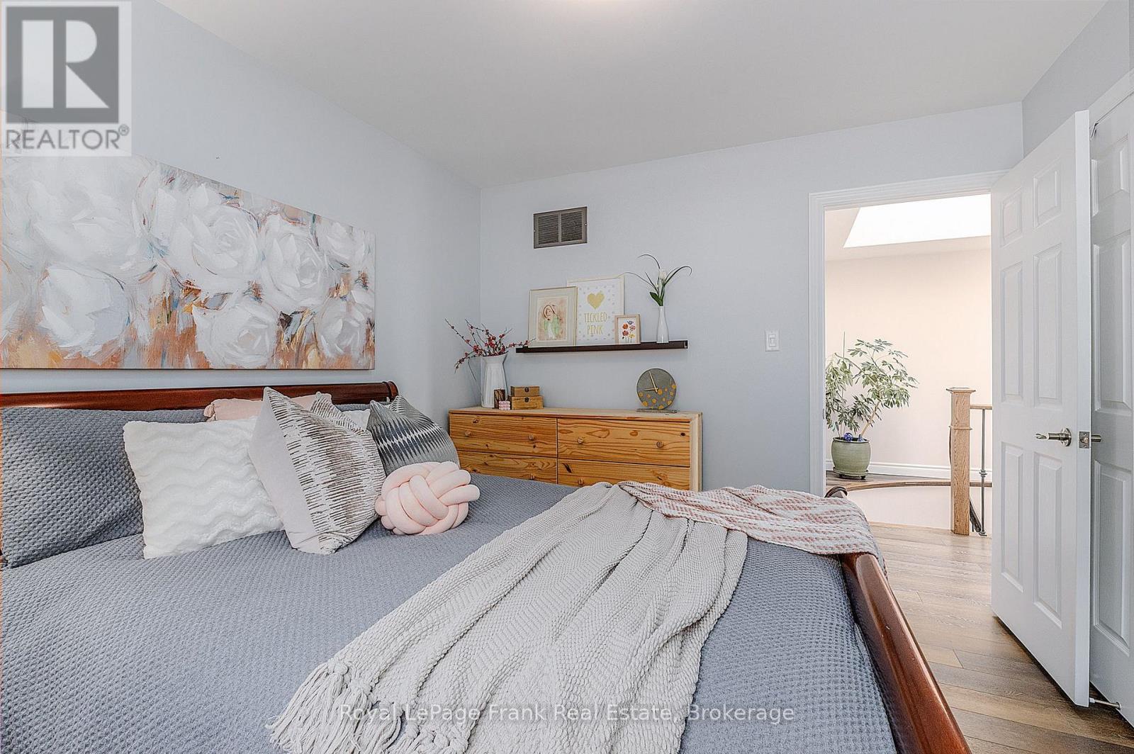 10 Cork Drive, Whitby, Ontario  L1R 2C7 - Photo 38 - E13608196