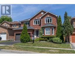 10 CORK DRIVE, Whitby, Ontario