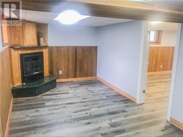 318 Woodmount Avenue, Toronto, Ontario  M4C 4A3 - Photo 16 - E13608204