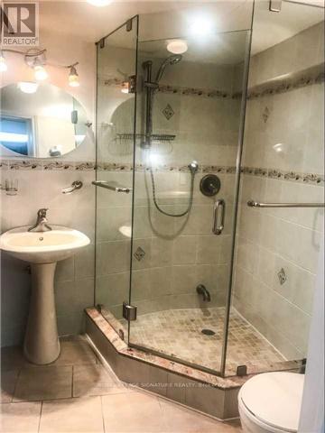 318 Woodmount Avenue, Toronto, Ontario  M4C 4A3 - Photo 18 - E13608204