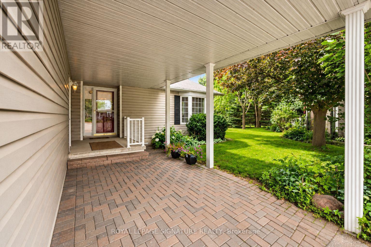 9 Huron Court, Clarington, Ontario  L1B 1A2 - Photo 6 - E13608242