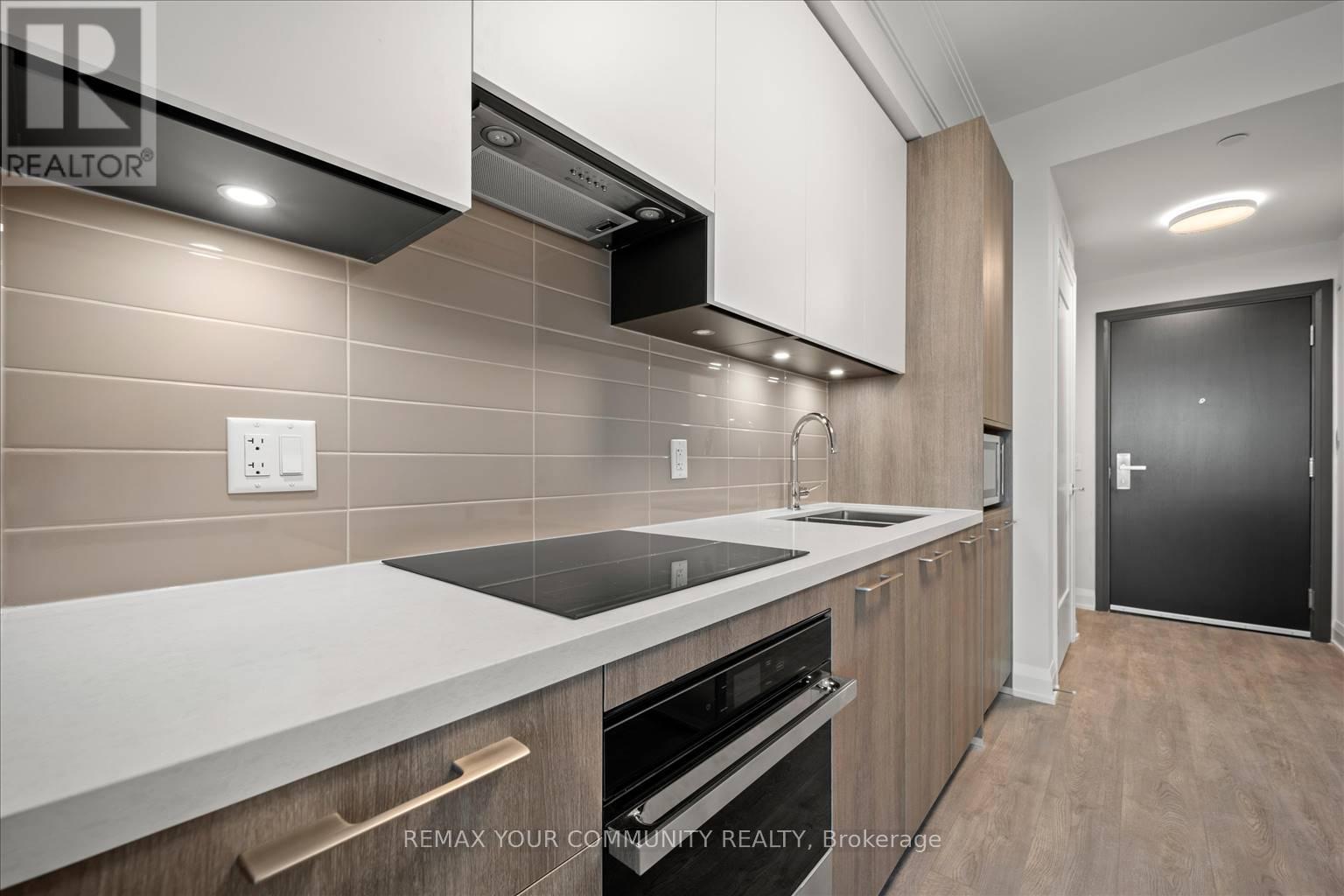 3703 - 8 Water Walk Drive, Markham, Ontario  L3R 6L4 - Photo 12 - N13608114