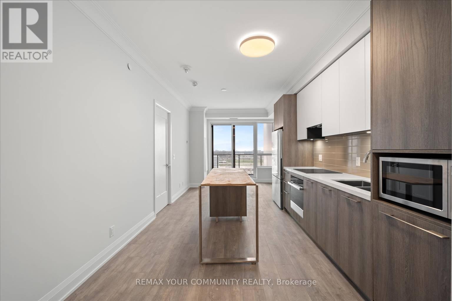 3703 - 8 Water Walk Drive, Markham, Ontario  L3R 6L4 - Photo 2 - N13608114