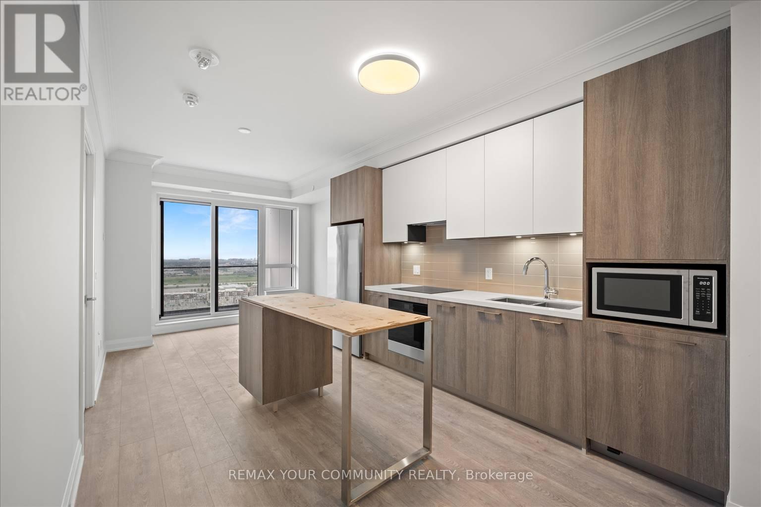 3703 - 8 Water Walk Drive, Markham, Ontario  L3R 6L4 - Photo 3 - N13608114