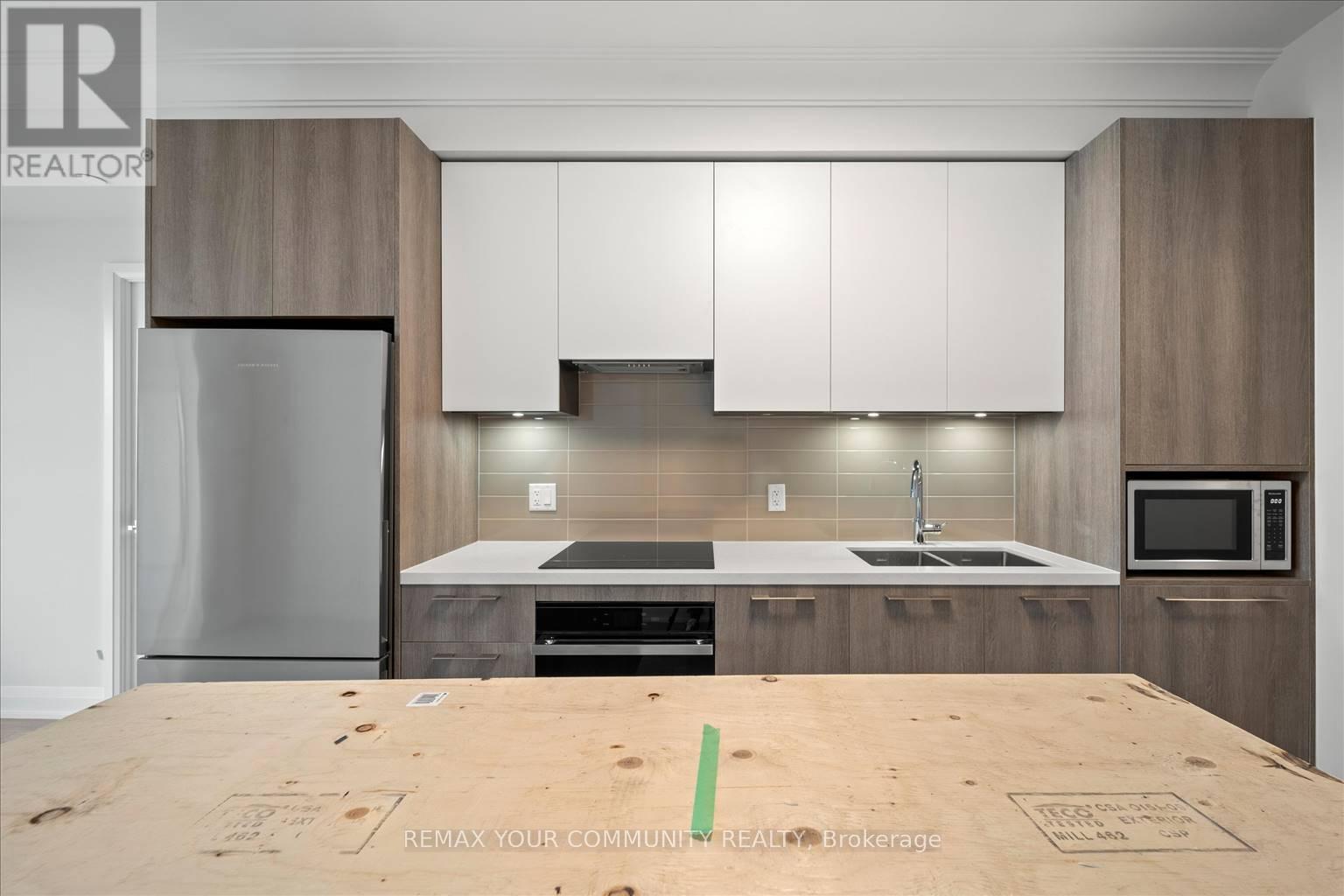 3703 - 8 Water Walk Drive, Markham, Ontario  L3R 6L4 - Photo 4 - N13608114
