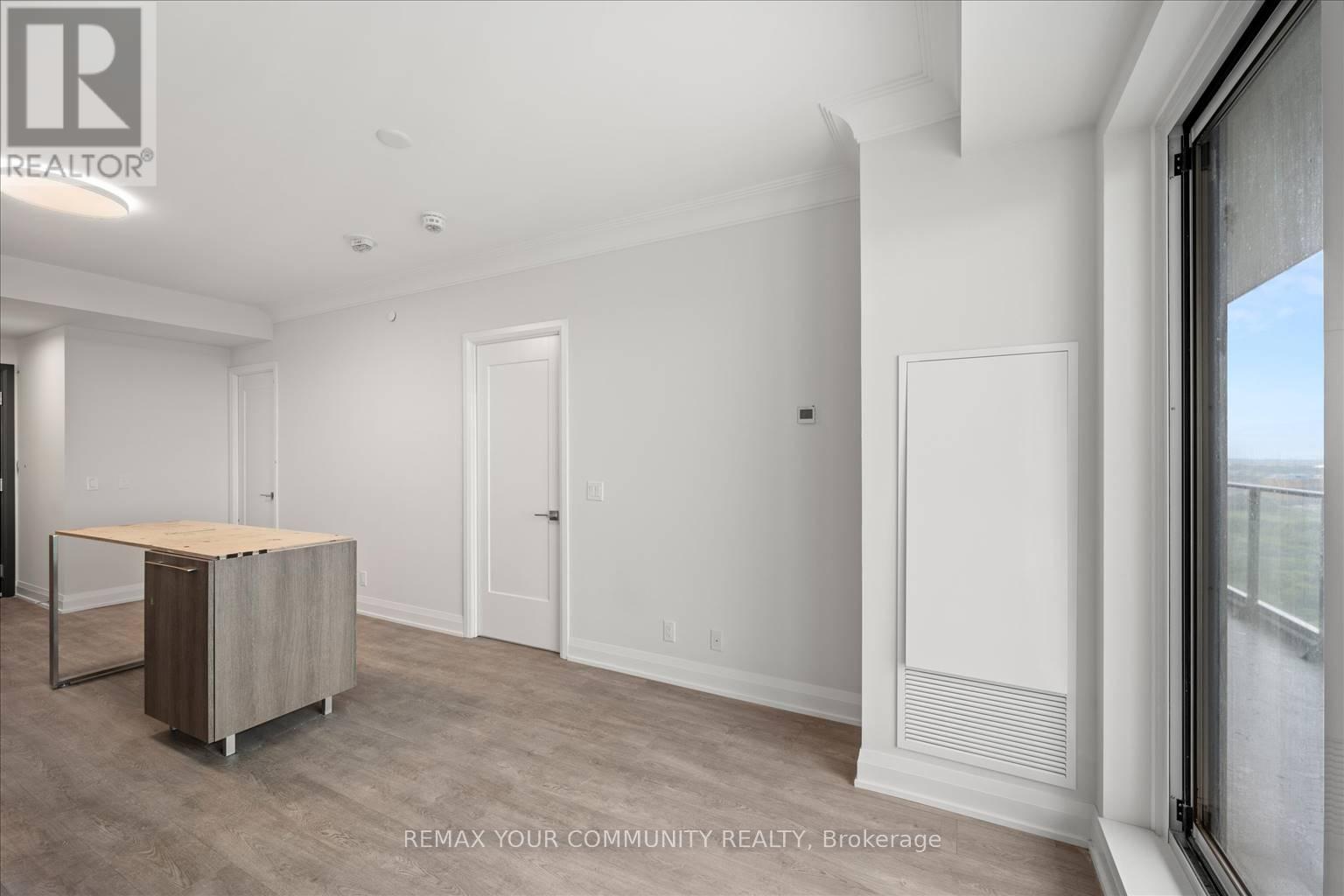 3703 - 8 Water Walk Drive, Markham, Ontario  L3R 6L4 - Photo 8 - N13608114