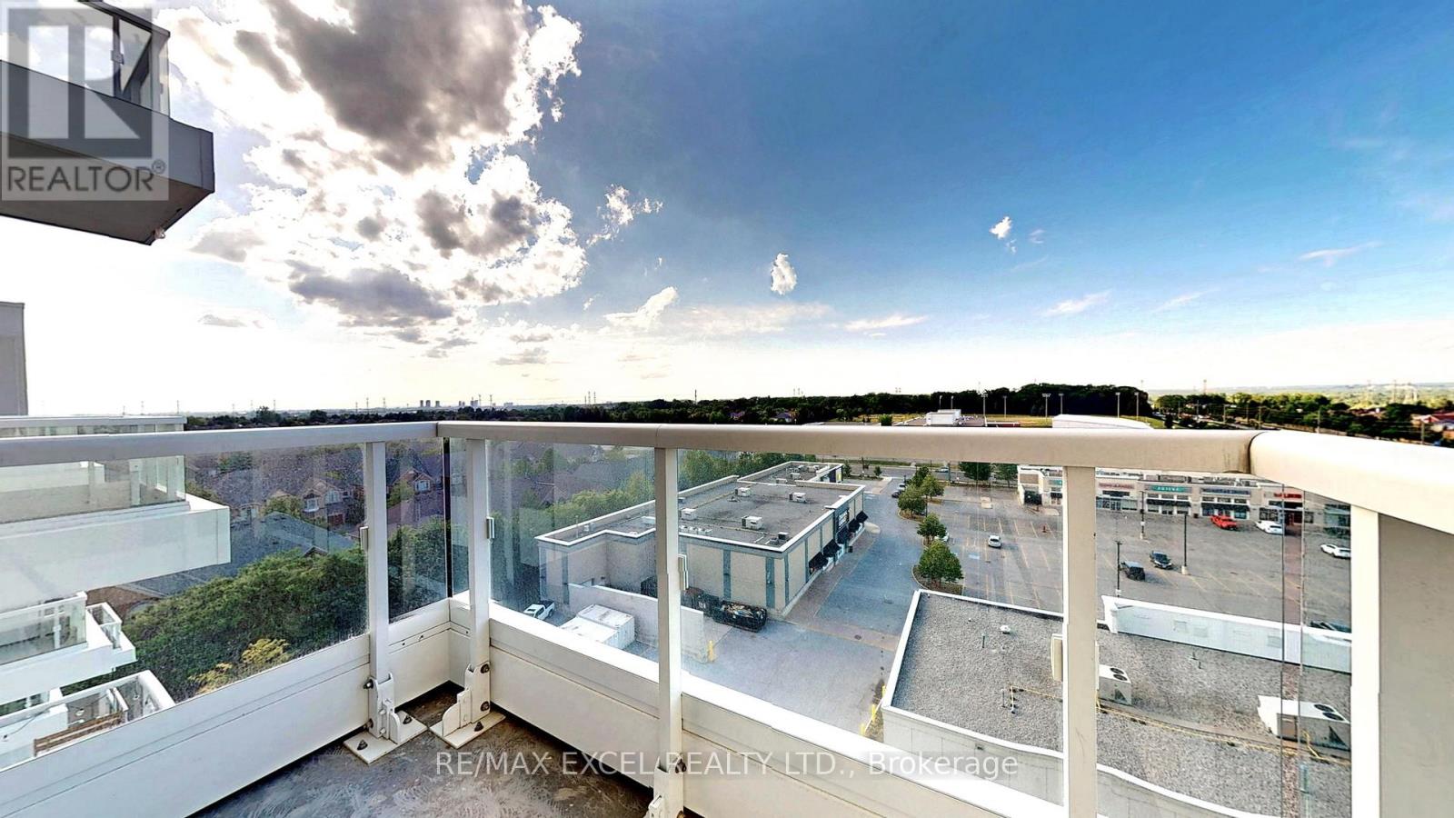 802 - 8 Beverley Glen Boulevard, Vaughan, Ontario  L4J 0L5 - Photo 23 - N13608180