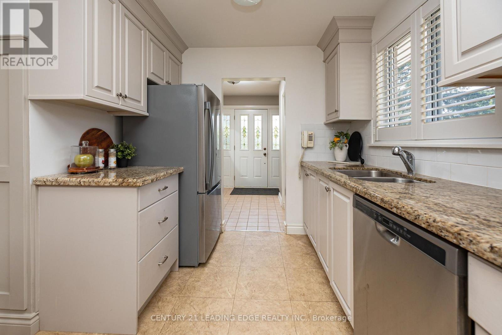 120 Sherwood Forest Drive, Markham, Ontario  L3P 1R1 - Photo 11 - N13608300