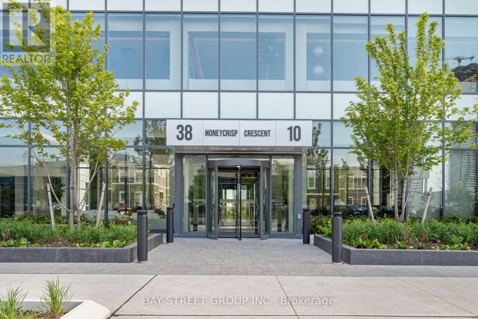 1708 - 38 Honeycrisp Crescent, Vaughan, Ontario  L4K 0M8 - Photo 4 - N13608338
