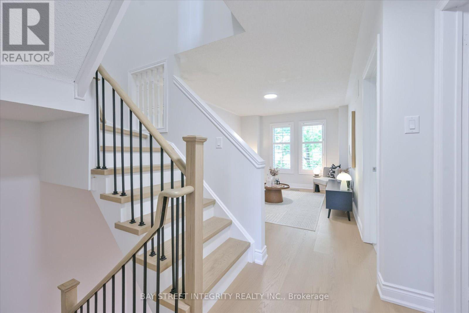 208 Georgian Drive, Oakville, Ontario  L6H 6T8 - Photo 15 - W13608206