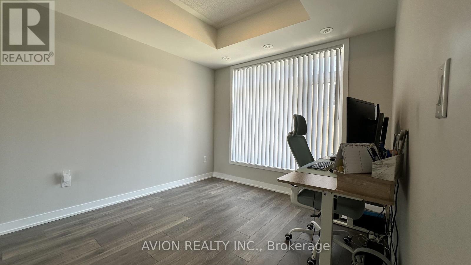 210 - 160 Canon Jackson Drive, Toronto, Ontario  M6M 0B6 - Photo 13 - W13608208