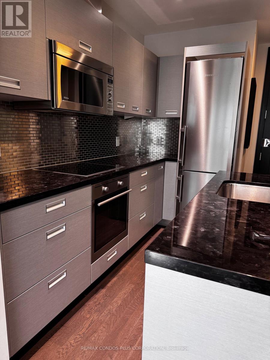 903 - 90 Park Lawn Road, Toronto, Ontario  M8Y 0B6 - Photo 3 - W13608226