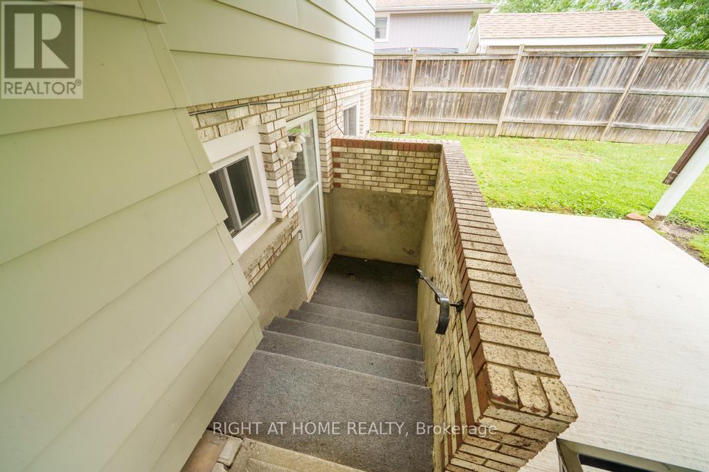 8 Acadia Crescent, St. Catharines, Ontario  L2P 1H8 - Photo 43 - X13608178
