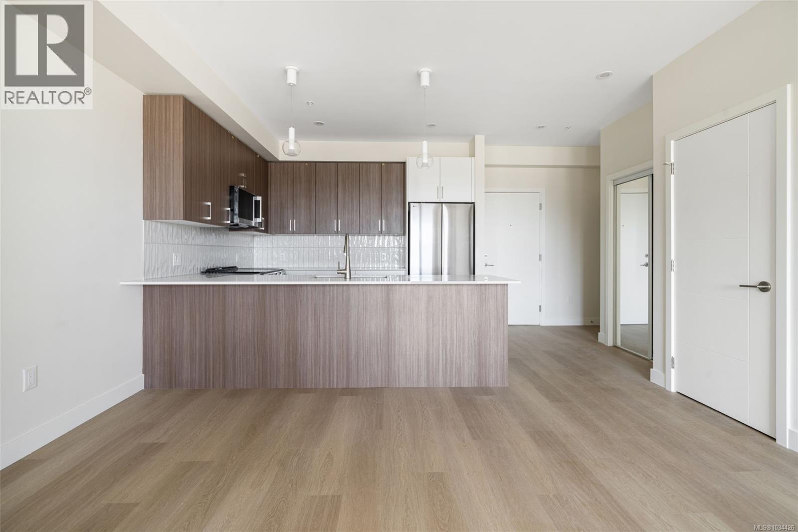309 777 Station Ave, Langford, British Columbia  V9B 7K5 - Photo 11 - 1034426