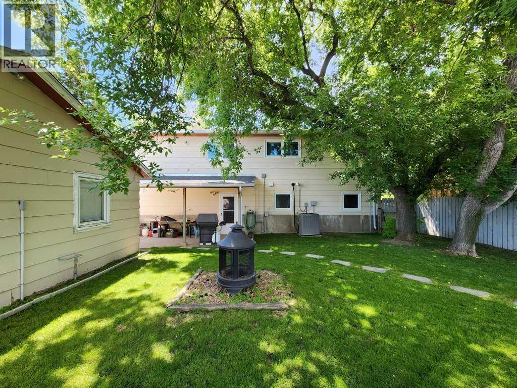 667 21st Street, Fort Macleod, Alberta  T0L 0Z0 - Photo 39 - A2324726