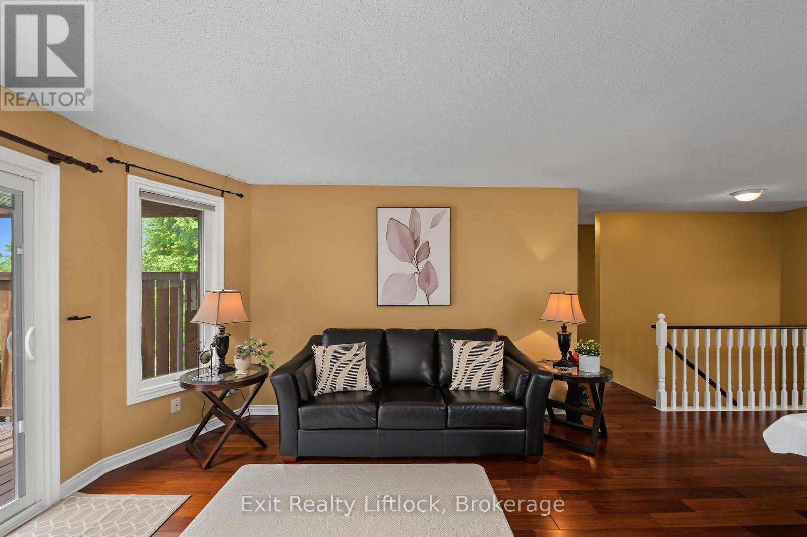 2522 Marsdale Drive, Peterborough, Ontario  K9L 1R4 - Photo 10 - X13608374