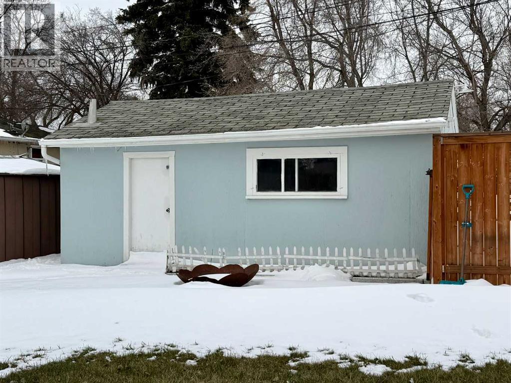 830 6 Avenue, Wainwright, Alberta  T9W 1C2 - Photo 29 - A2306027