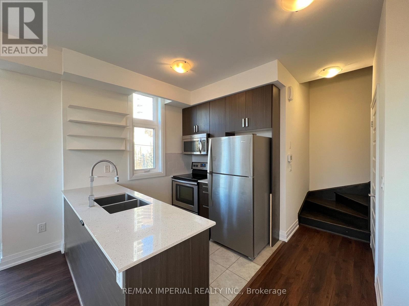93 - 23 Eldora Avenue, Toronto, Ontario  M2M 1R3 - Photo 3 - C13608478