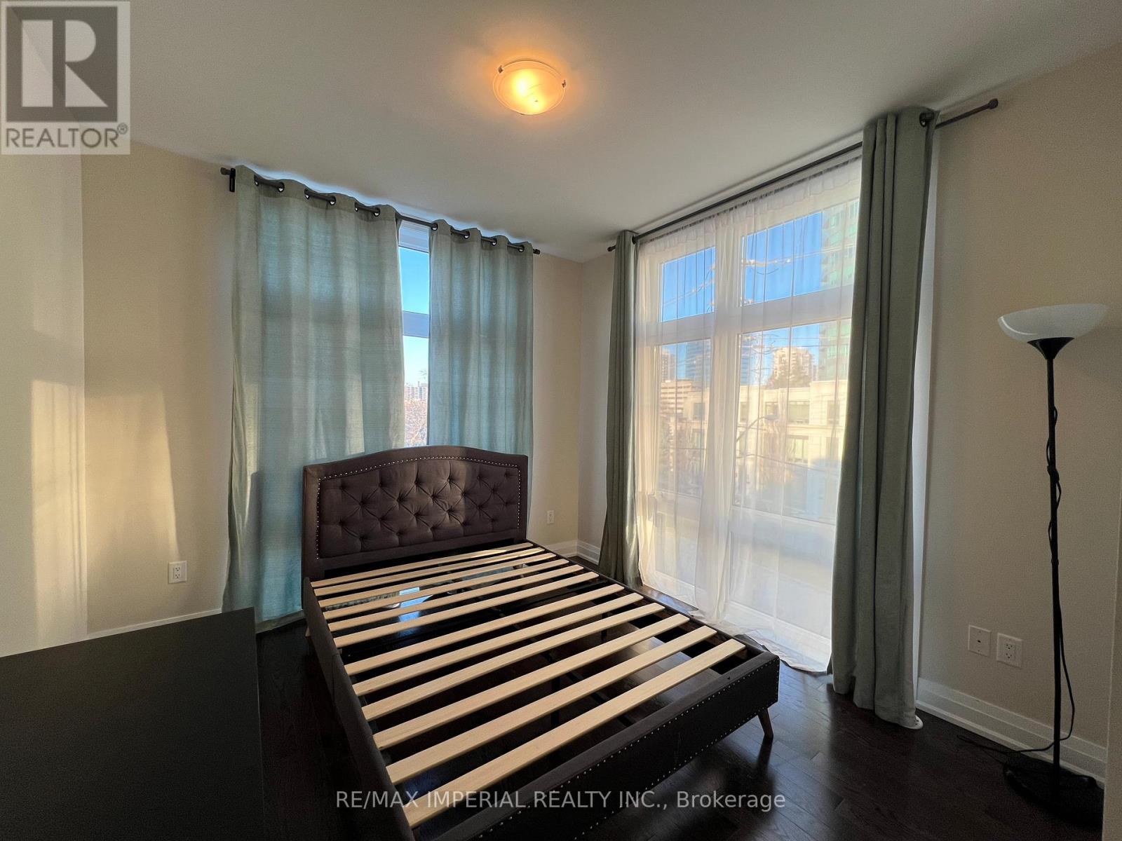 93 - 23 Eldora Avenue, Toronto, Ontario  M2M 1R3 - Photo 4 - C13608478