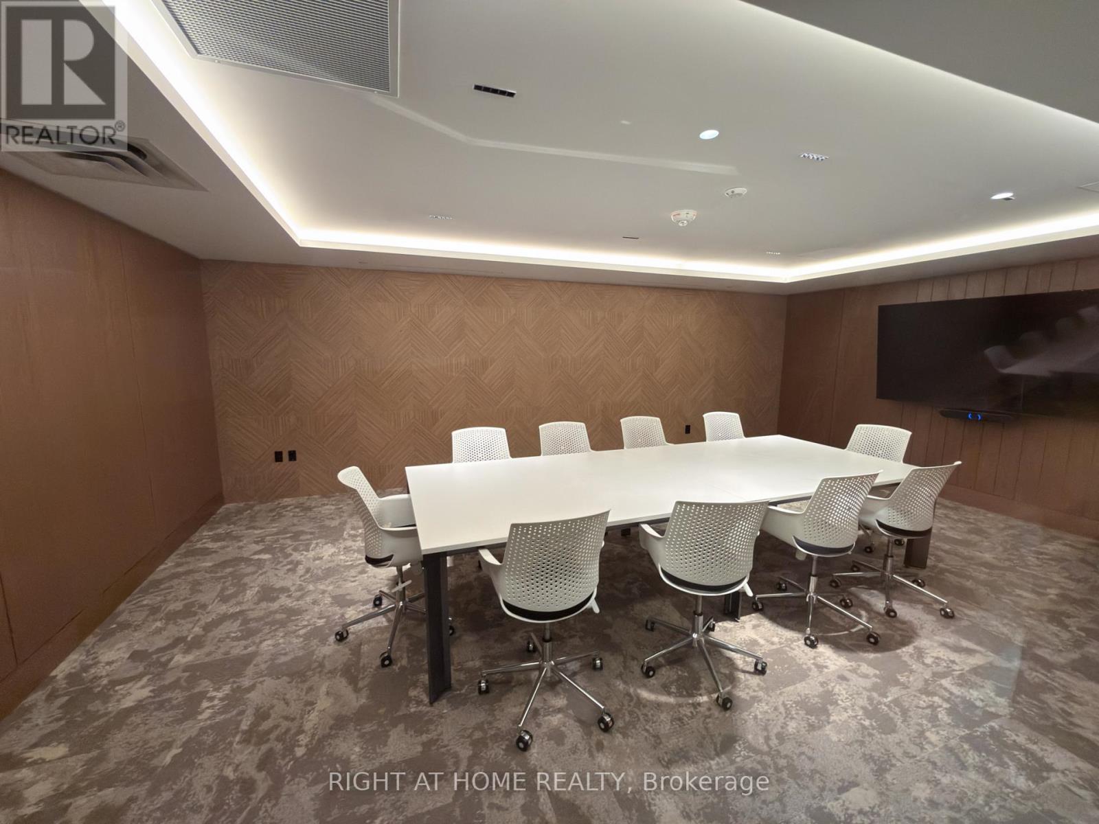 5606 - 1 Concord Cityplace Way, Toronto, Ontario  M5V 0X3 - Photo 41 - C13608492