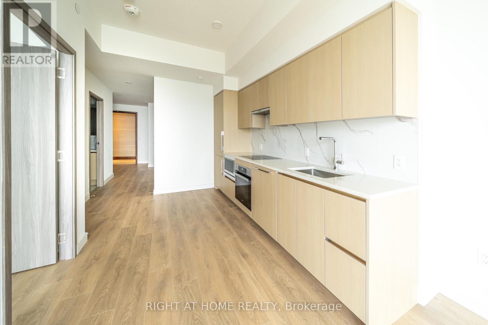 5606 - 1 Concord Cityplace Way, Toronto, Ontario  M5V 0X3 - Photo 5 - C13608492