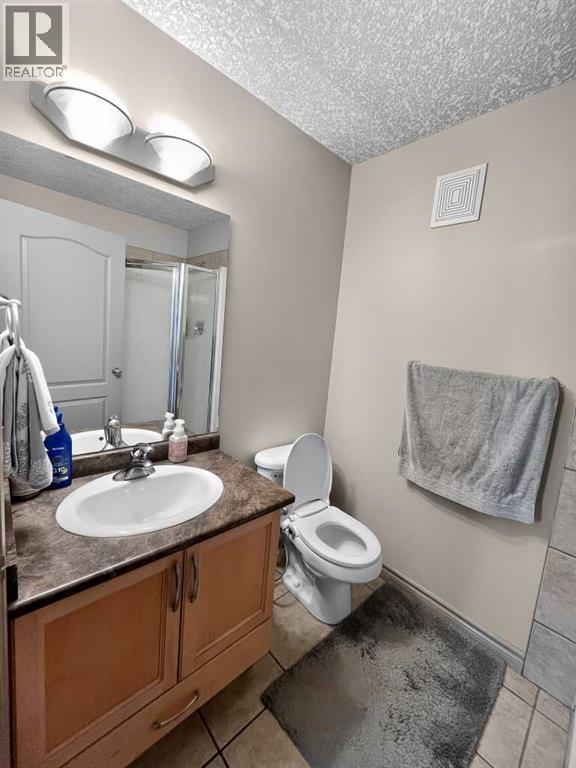 12605 Lakeshore Drive, Grande Prairie, Alberta  T8X 8C6 - Photo 14 - A2327964