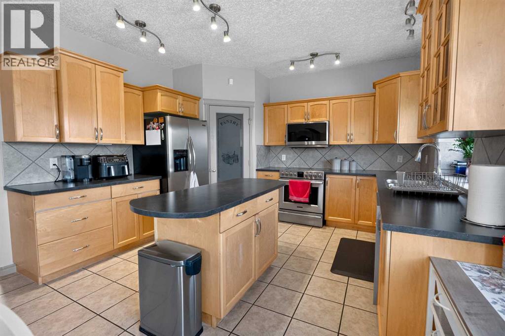 12605 Lakeshore Drive, Grande Prairie, Alberta  T8X 8C6 - Photo 10 - A2327964