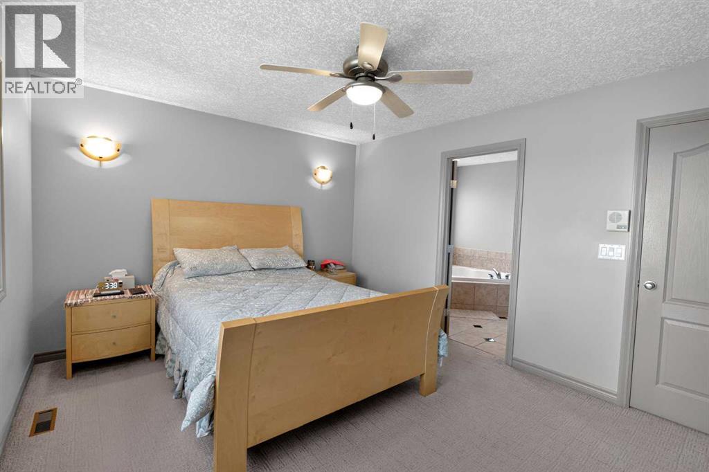 12605 Lakeshore Drive, Grande Prairie, Alberta  T8X 8C6 - Photo 21 - A2327964