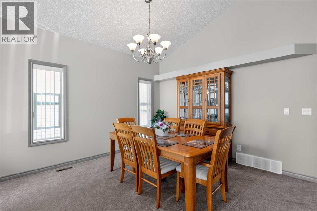 12605 Lakeshore Drive, Grande Prairie, Alberta  T8X 8C6 - Photo 8 - A2327964