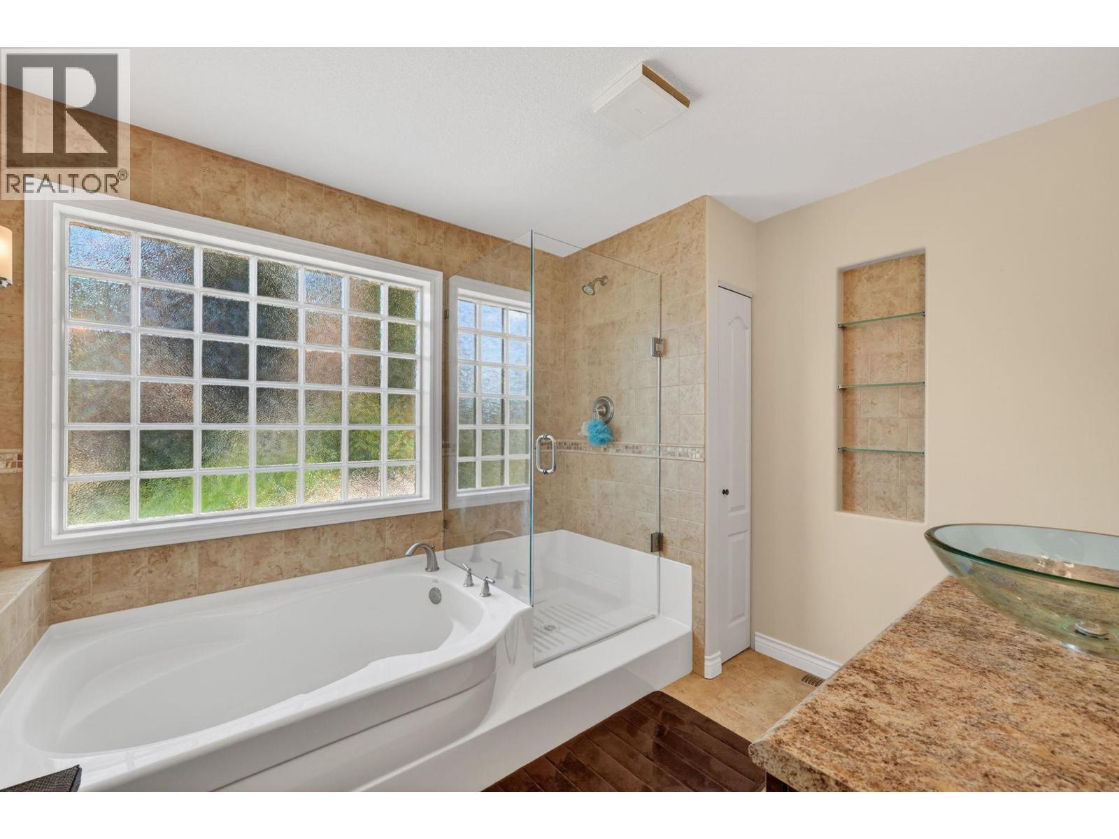 6650 Finch Road, Lake Country, British Columbia  V4V 1M9 - Photo 30 - 10388282