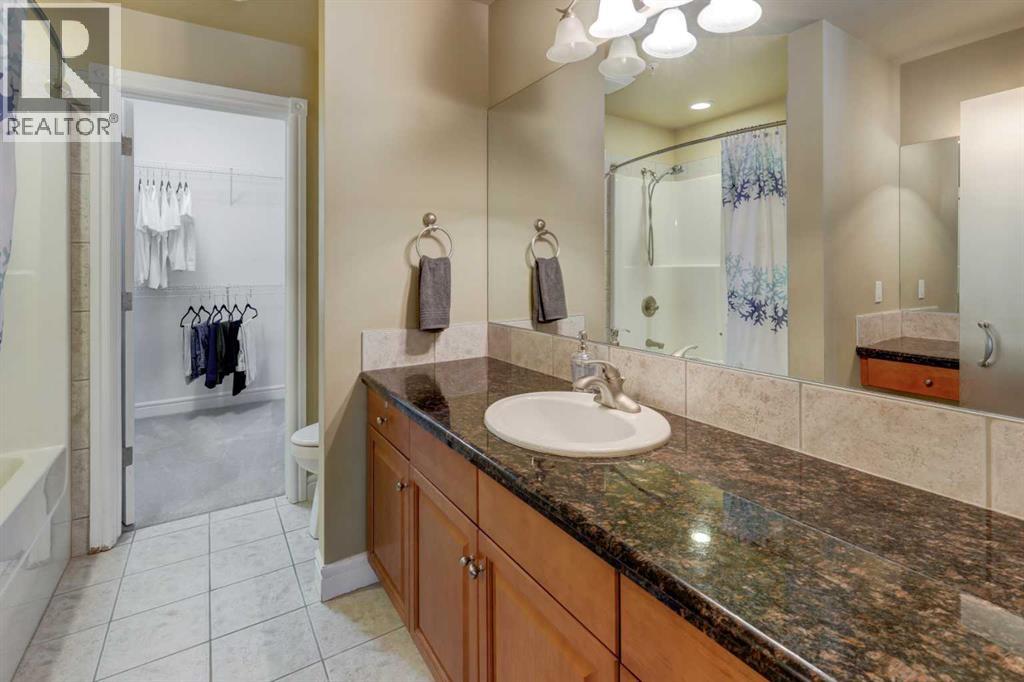105, 11642 Valley Ridge Park Nw, Calgary, Alberta  T3B 5Z5 - Photo 15 - A2329477