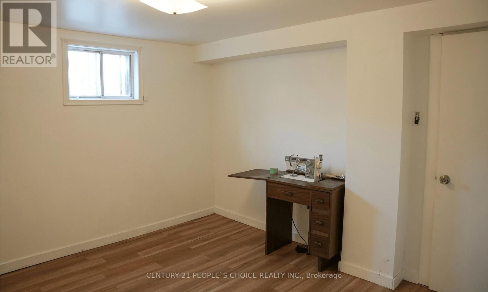 7 North Heights Road, Toronto, Ontario  M9B 2T2 - Photo 16 - W13608382