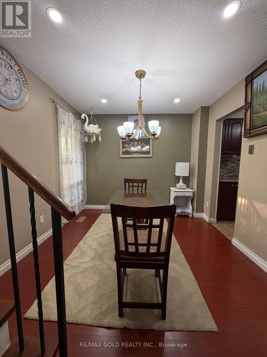 Main - 38 Carter Drive, Brampton, Ontario  L6V 3N5 - Photo 4 - W13608434