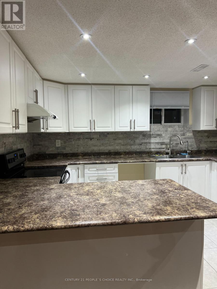 66 Stavely Crescent, Toronto, Ontario  M9W 2C7 - Photo 3 - W13608462