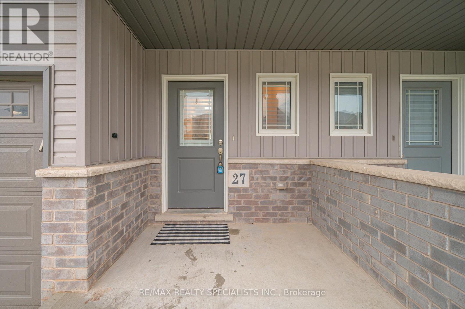 27 Harmony Way, Thorold, Ontario  L2V 0B6 - Photo 2 - X13608348