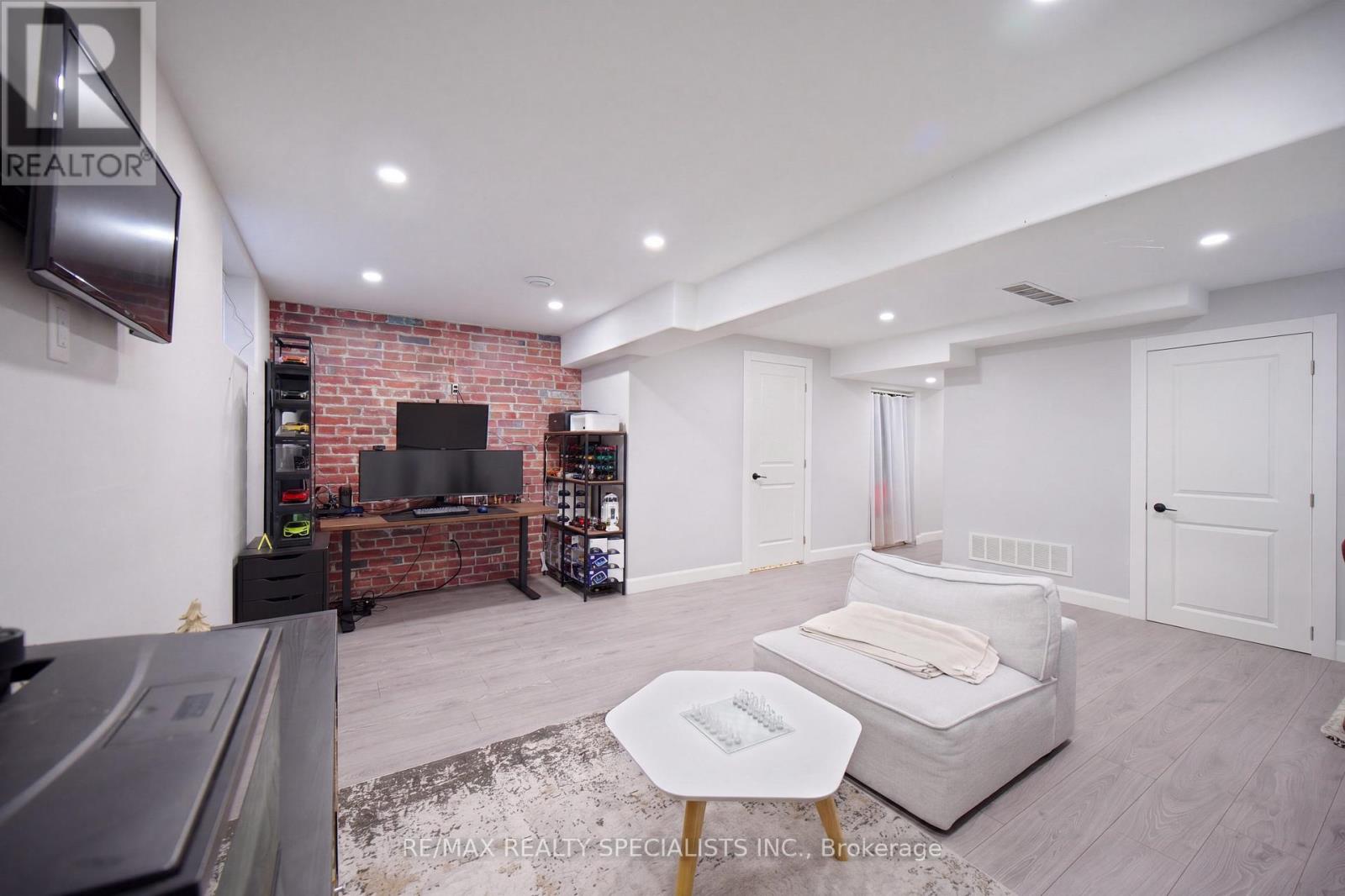 27 Harmony Way, Thorold, Ontario  L2V 0B6 - Photo 43 - X13608348