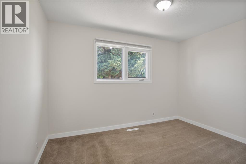 11 Oxbow Street, Red Deer, Alberta  T4N 5C3 - Photo 12 - A2329519