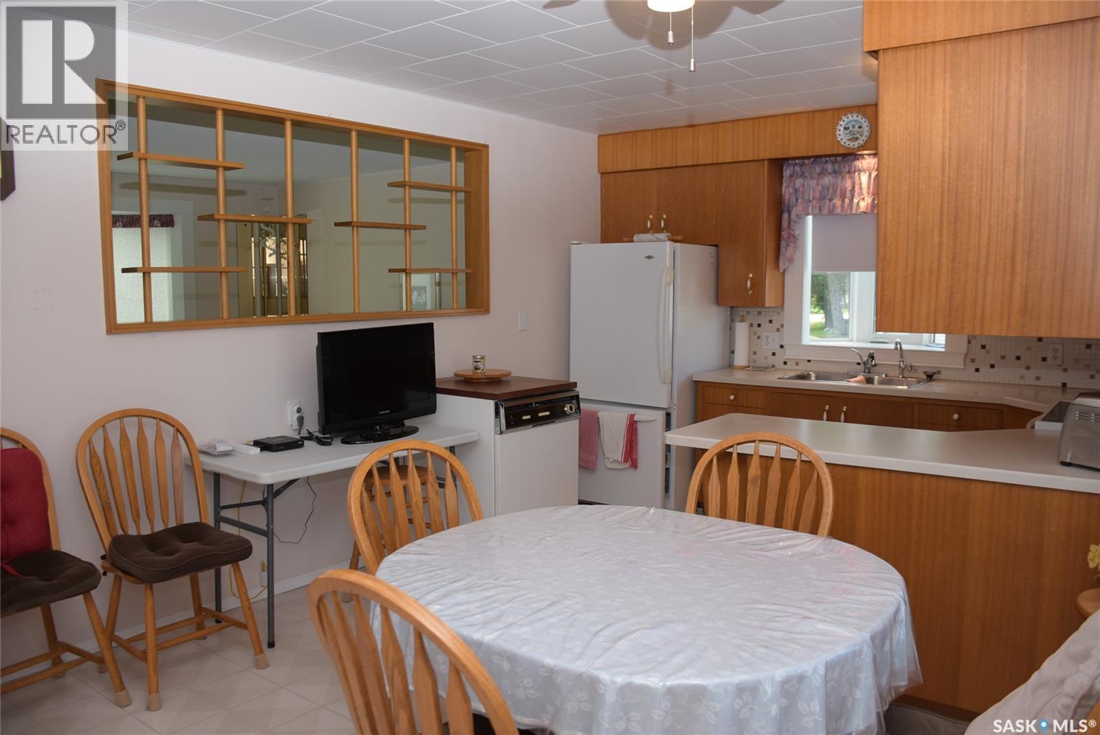 203 Lily Street, Balcarres, Saskatchewan  S0G 0C0 - Photo 14 - SK043743