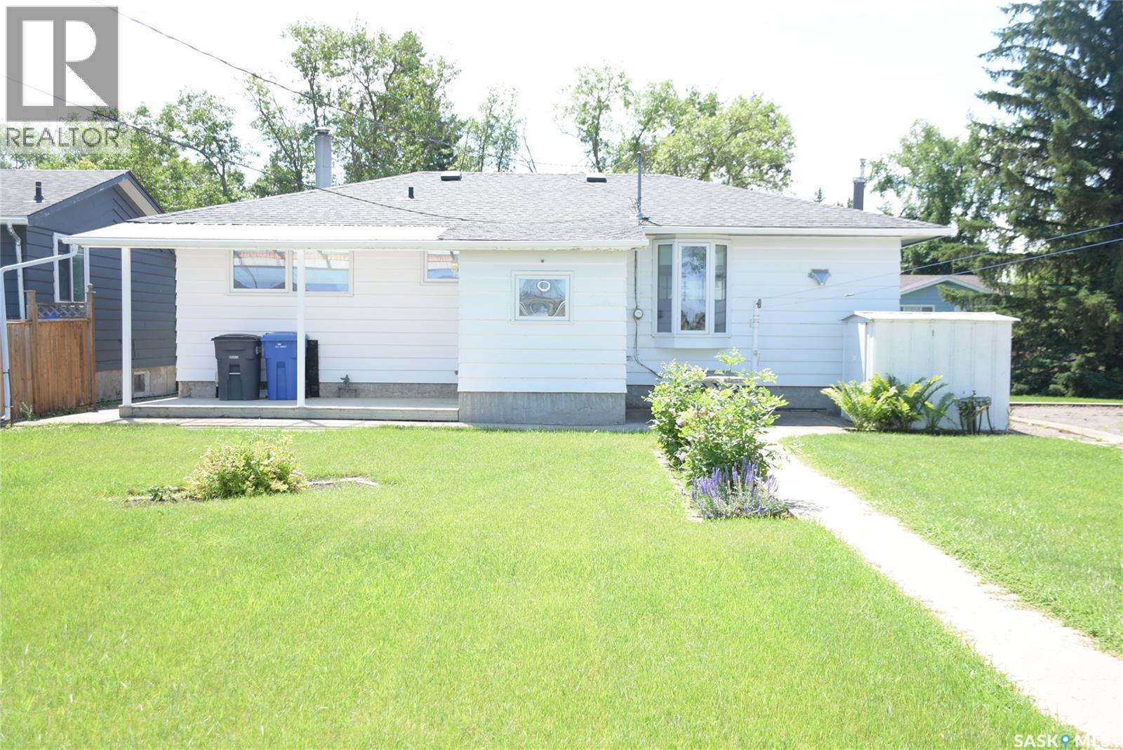 203 Lily Street, Balcarres, Saskatchewan  S0G 0C0 - Photo 3 - SK043743