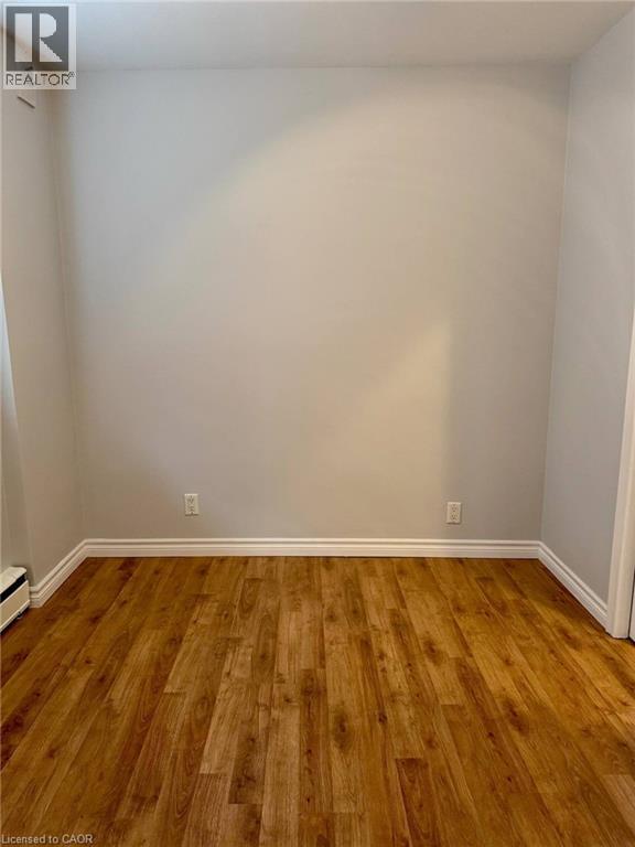 52 Walter Street, Kitchener, Ontario  N2G 1S1 - Photo 8 - 40820236