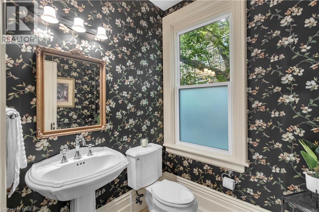 38 Jane Street, Paris, Ontario  N3L 2X7 - Photo 19 - 40845944