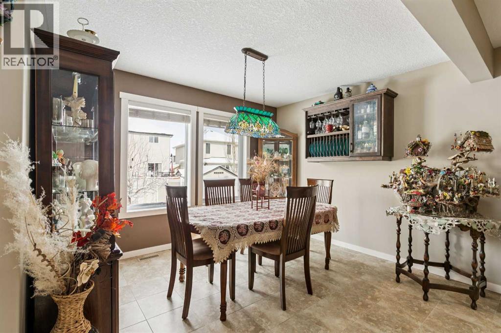 23 Kingston View SE, Airdrie, Alberta  T4A 0K4 - Photo 17 - A2322643