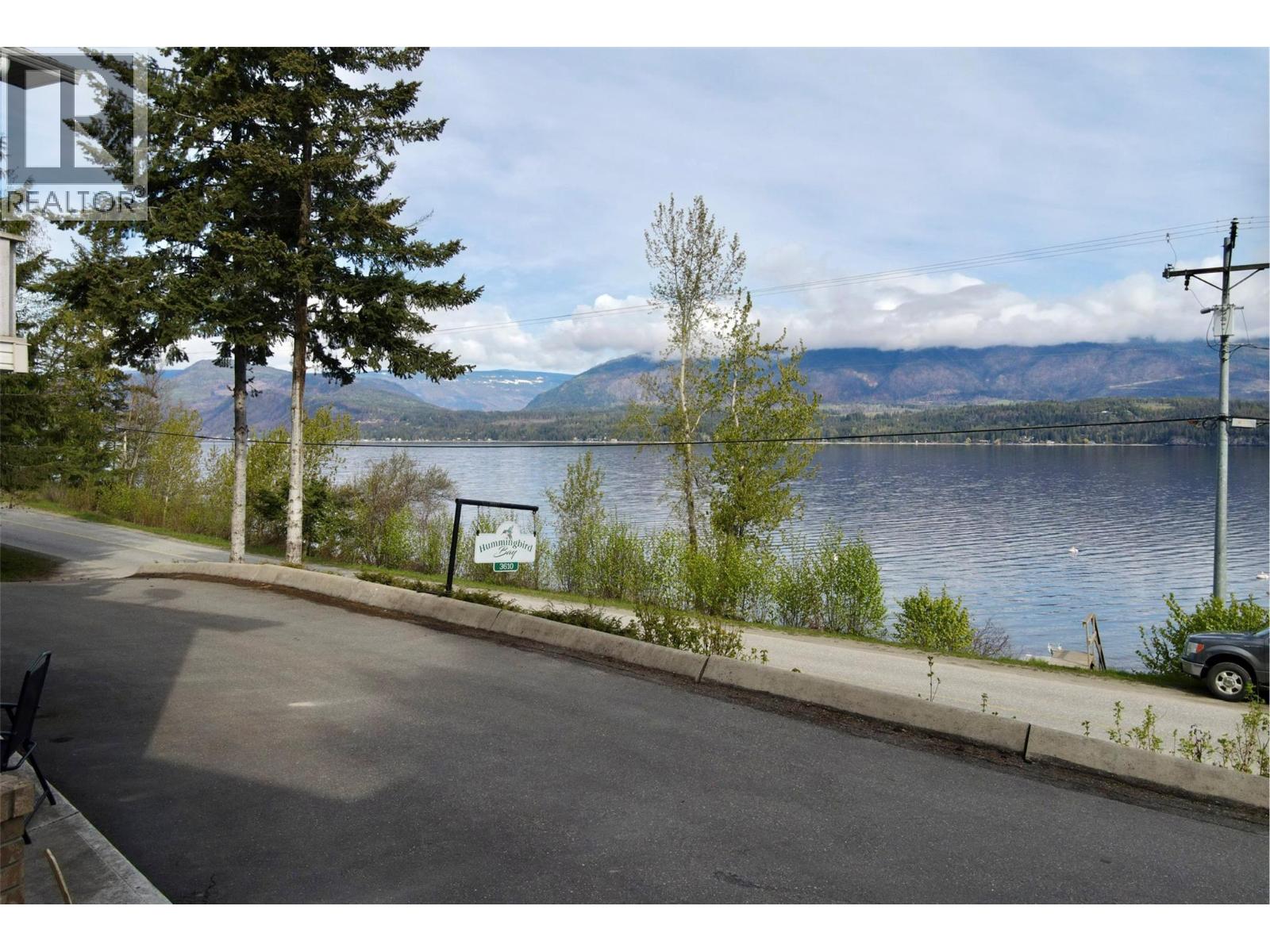 3610 Eagle Bay Road Unit# D, Eagle Bay, British Columbia  V0E 1T0 - Photo 5 - 10380174