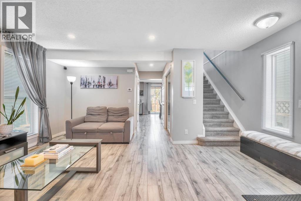 7 San Diego Manor Ne, Calgary, Alberta  T1Y 7A5 - Photo 6 - A2330039