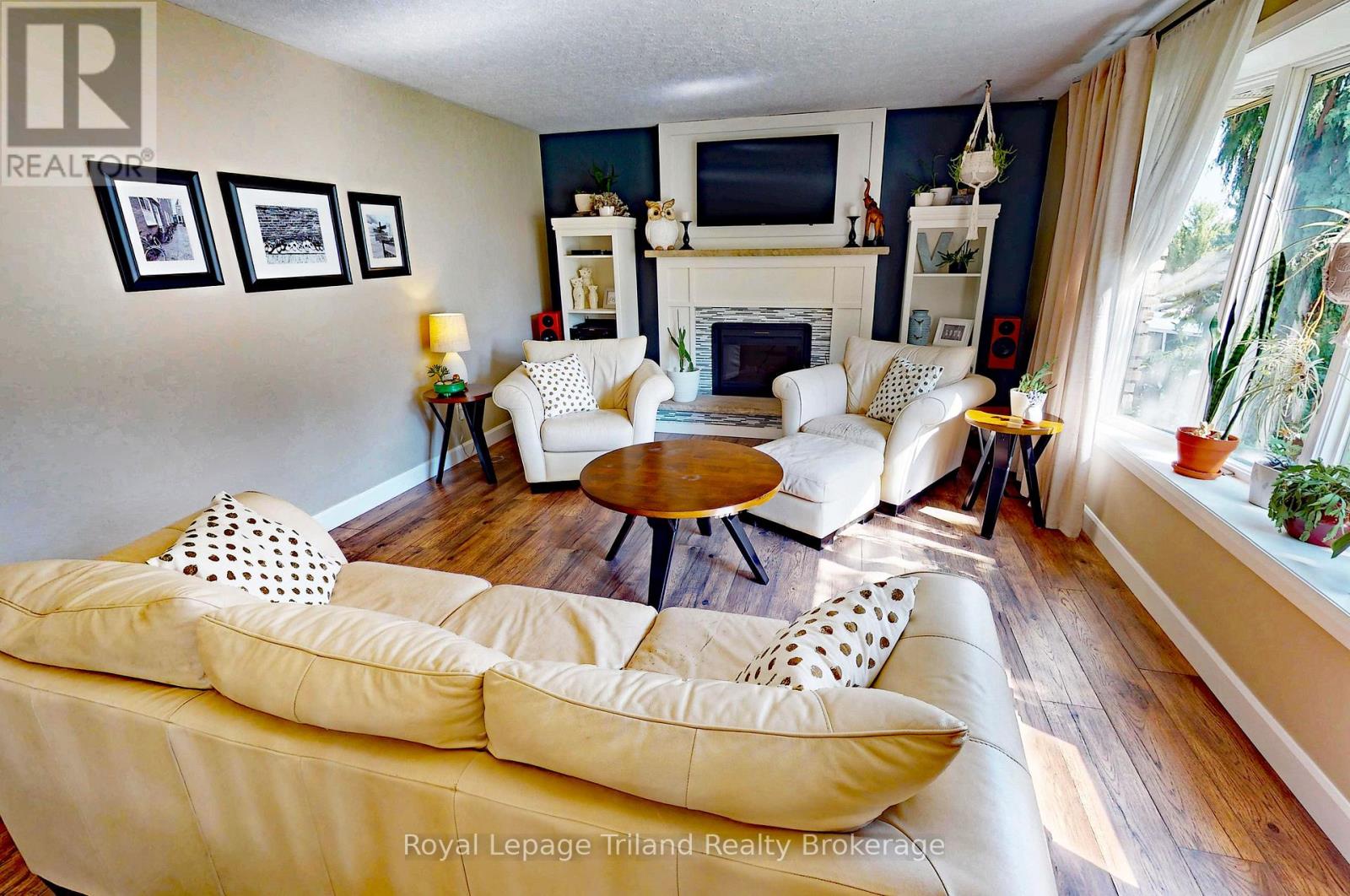 694 Gladstone Drive, Woodstock, Ontario  N4S 5S8 - Photo 4 - X13608680