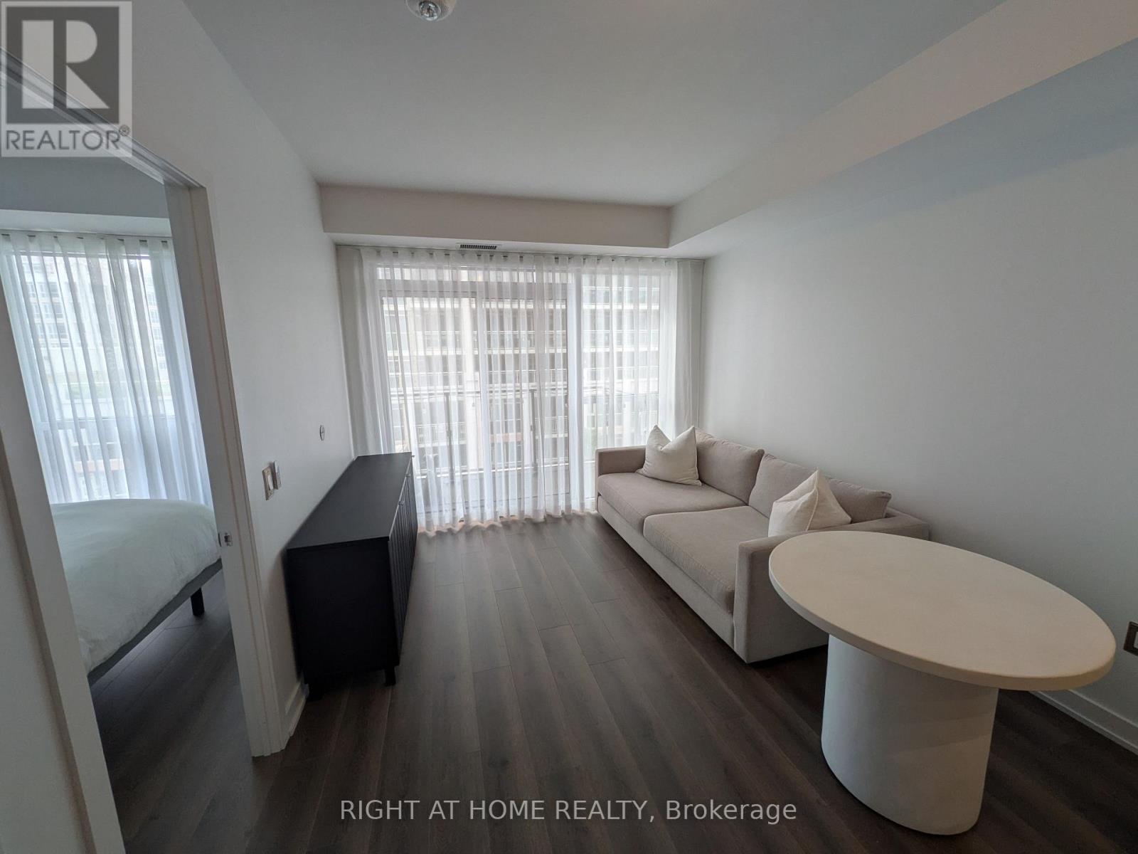 628 - 38 IANNUZZI STREET, Toronto, Ontario