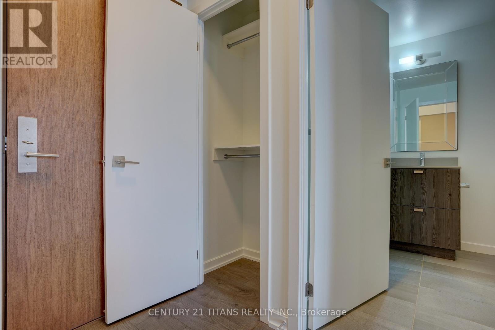 1305 - 56 Forest Manor Road, Toronto, Ontario  M2J 1M1 - Photo 3 - C13608648