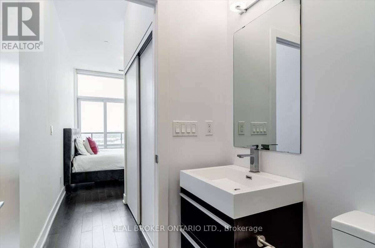 2501 - 181 Bedford Road, Toronto, Ontario  M5R 0C2 - Photo 16 - C13608666