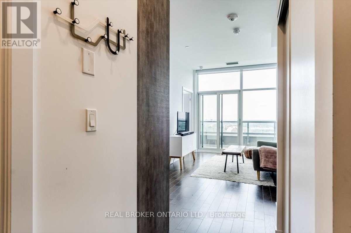 2501 - 181 Bedford Road, Toronto, Ontario  M5R 0C2 - Photo 5 - C13608666
